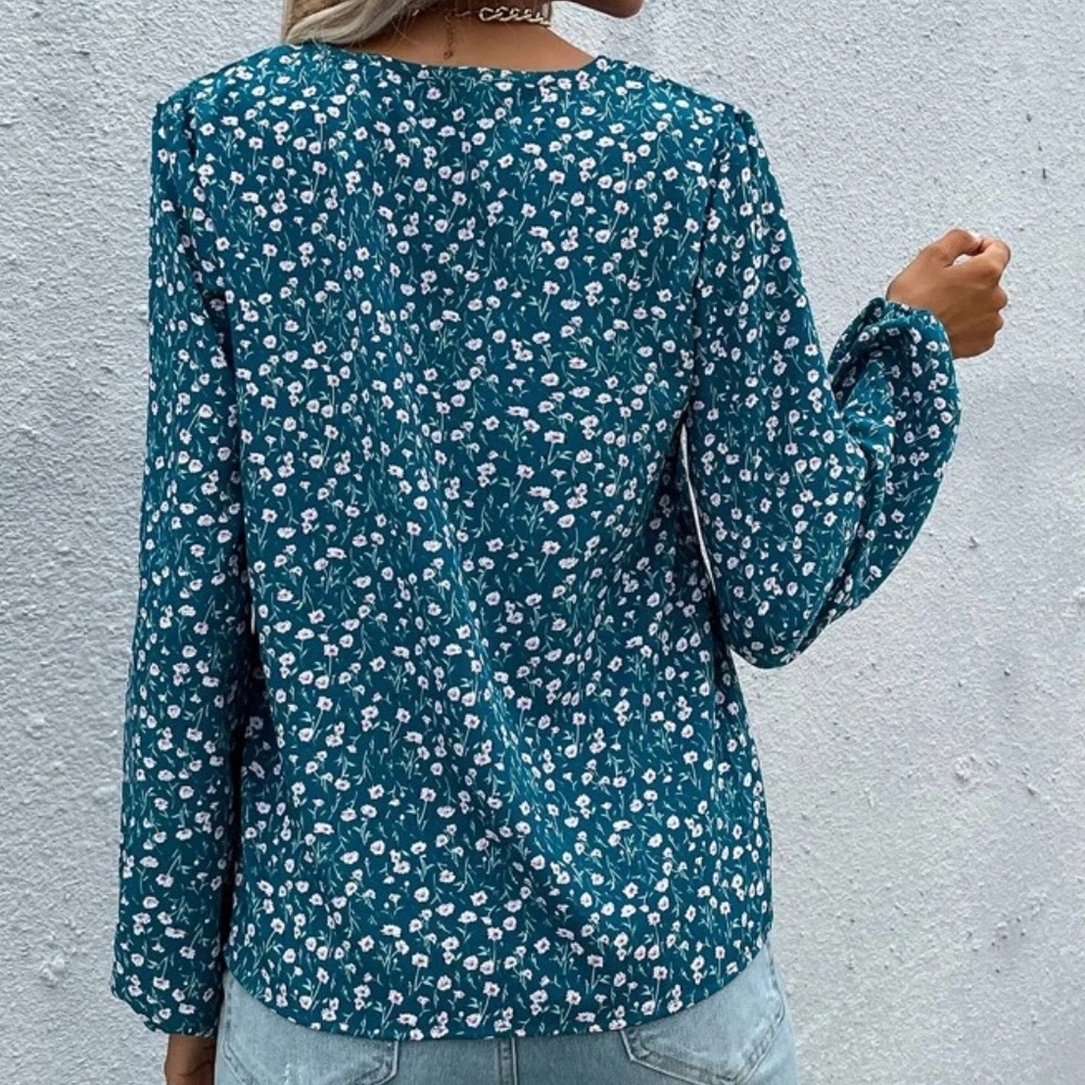 Teal blue v neck long sleeve blouse - Picture 2 of 7